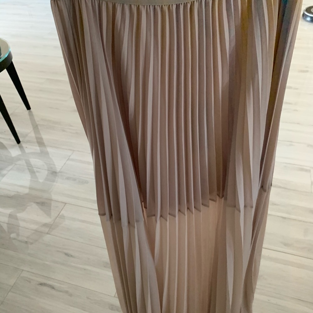 Brand new skirt BCBG